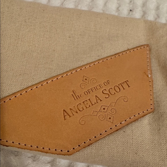 Office of Angela Scott Size 38 - Picture 13 of 13